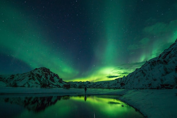 Islandia - Fuego, hielo y auroras