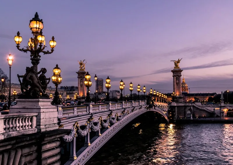 Puente de París al atardecer