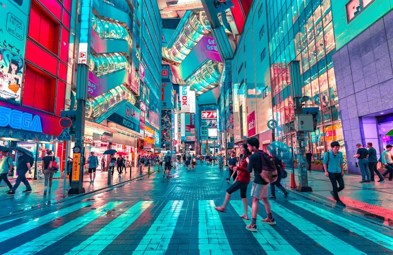 Shibuya de noche en Tokio