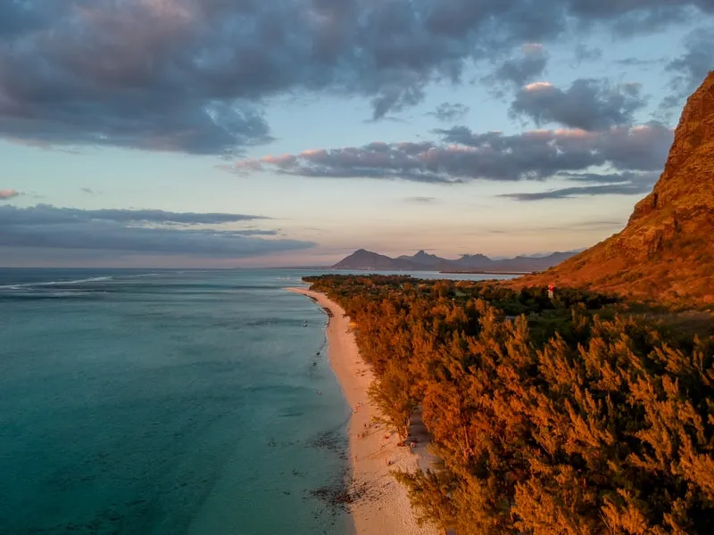 Playa de la costa oeste de Mauricio