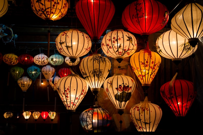 Farolillos de colores en Hoi An en Vietnam