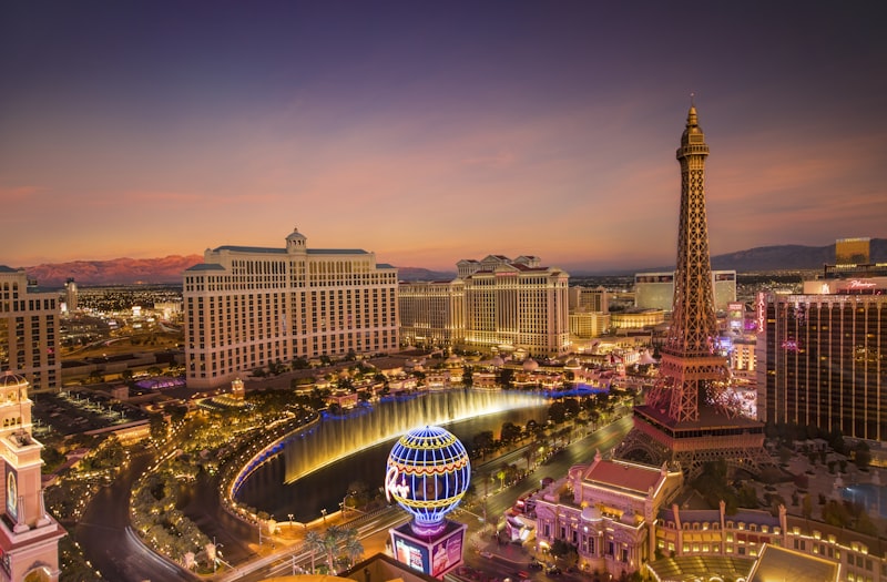 Las Vegas de noche en Costa Oeste USA