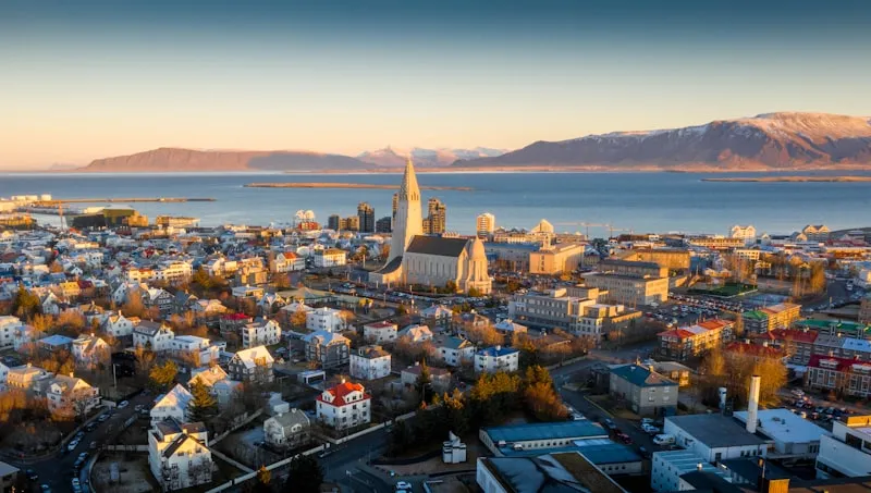 Vista aérea de Reykjavík en Islandia