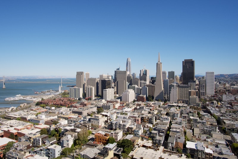 Skyline de San Francisco en Costa Oeste USA