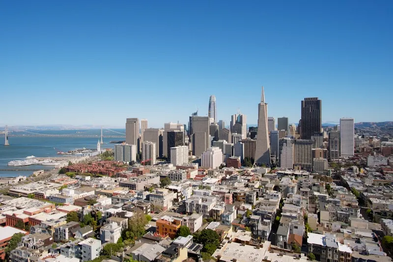 Skyline de San Francisco en Costa Oeste USA