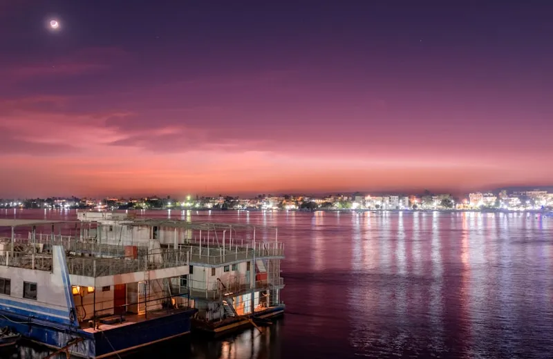Crucero por el Nilo al atardecer