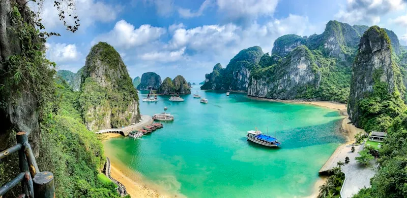 Barcos en la Bahía de Halong