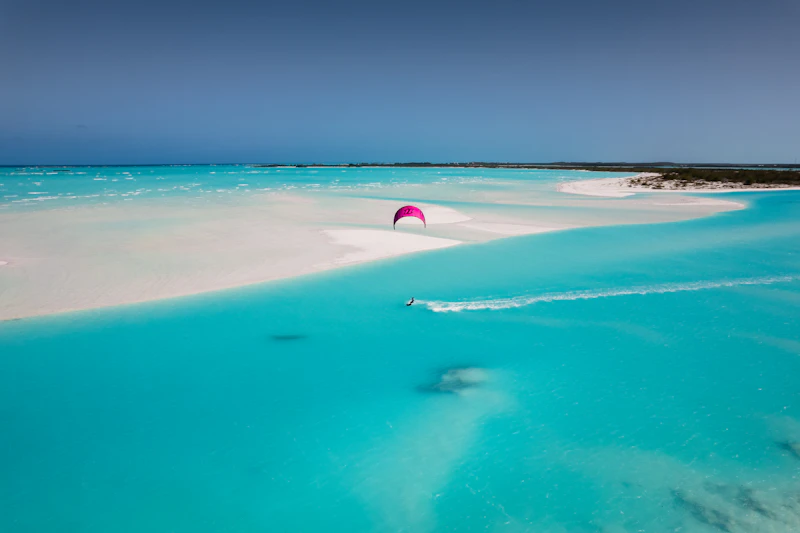 Laguna turquesa en las Exumas en Bahamas